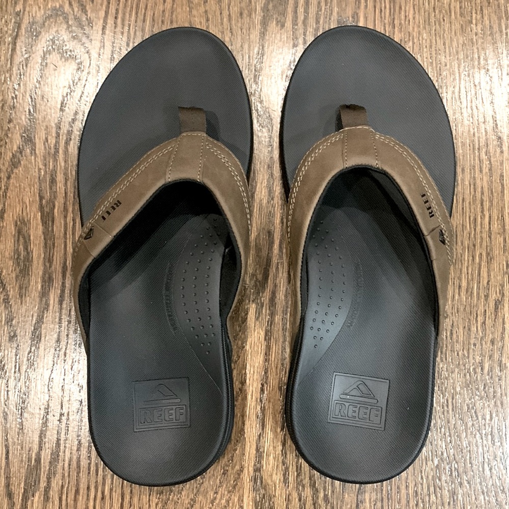 REEF men’s thongs, new, size 10